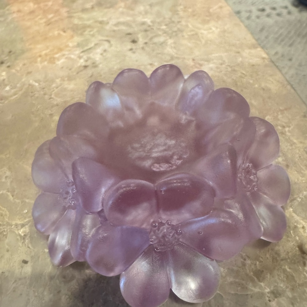 Purple Floral Resin Frosted Sphere Stand - Decorative Home Accent